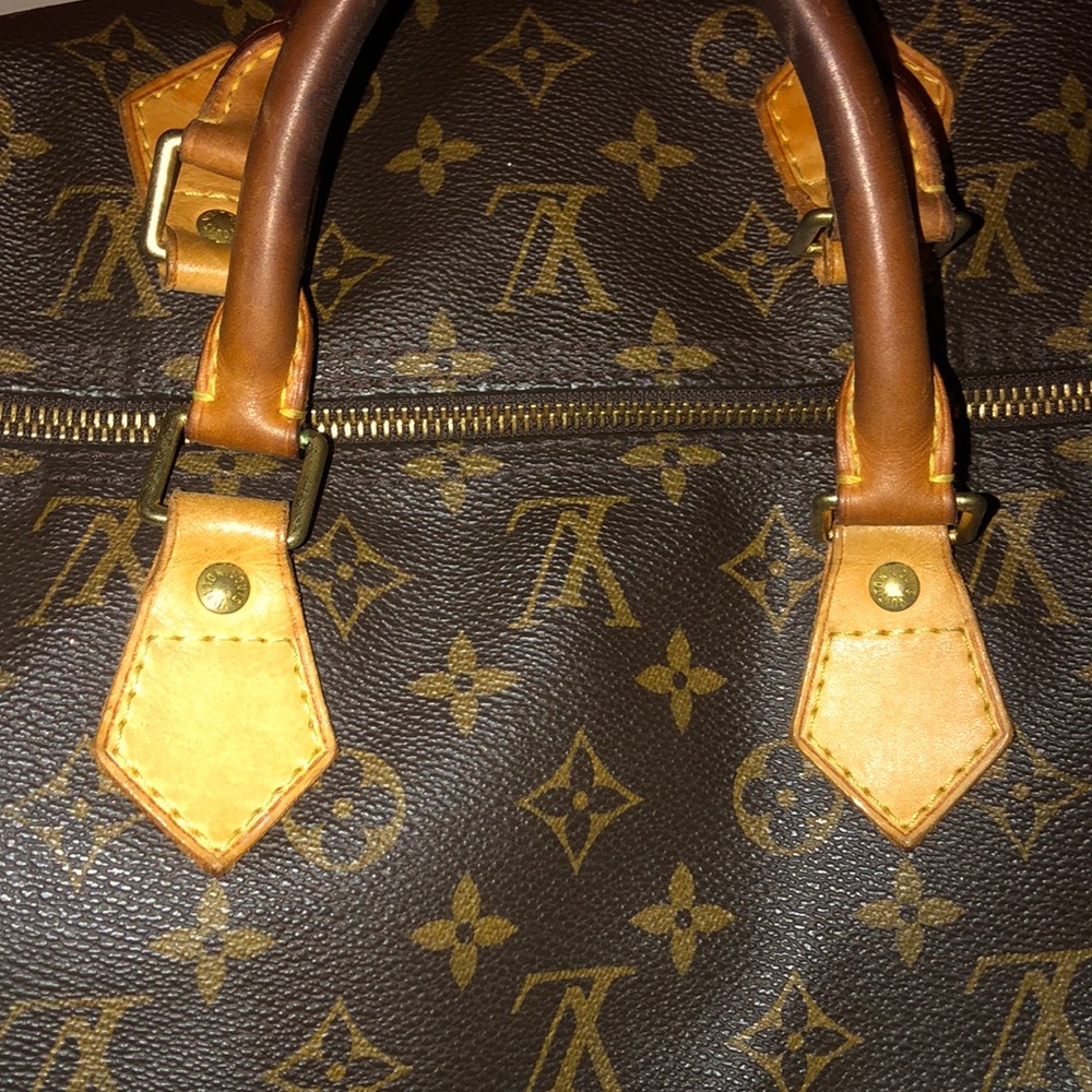 Excellent Condition Louis Vuitton Speedy 40 - Picture 7 of 7